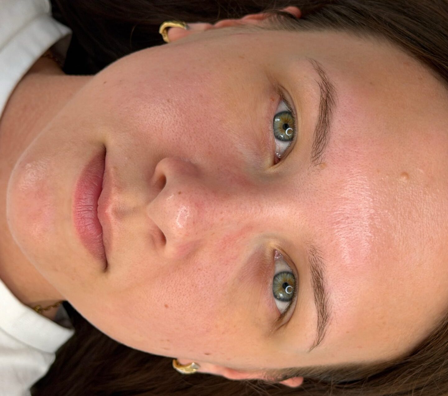 Brows before permanent makeup treatment